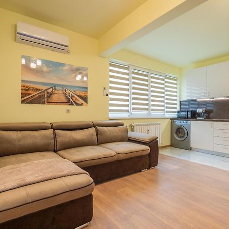 Top Location Central New & Spacious 3 Bdr Apt Medical Academy Sofia Eksteriør billede