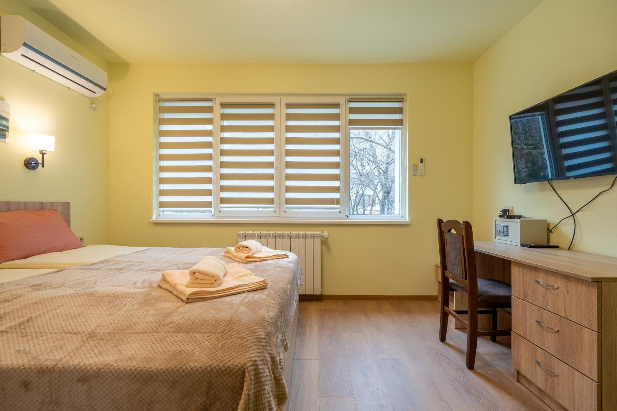 Top Location Central New & Spacious 3 Bdr Apt Medical Academy Sofia Eksteriør billede