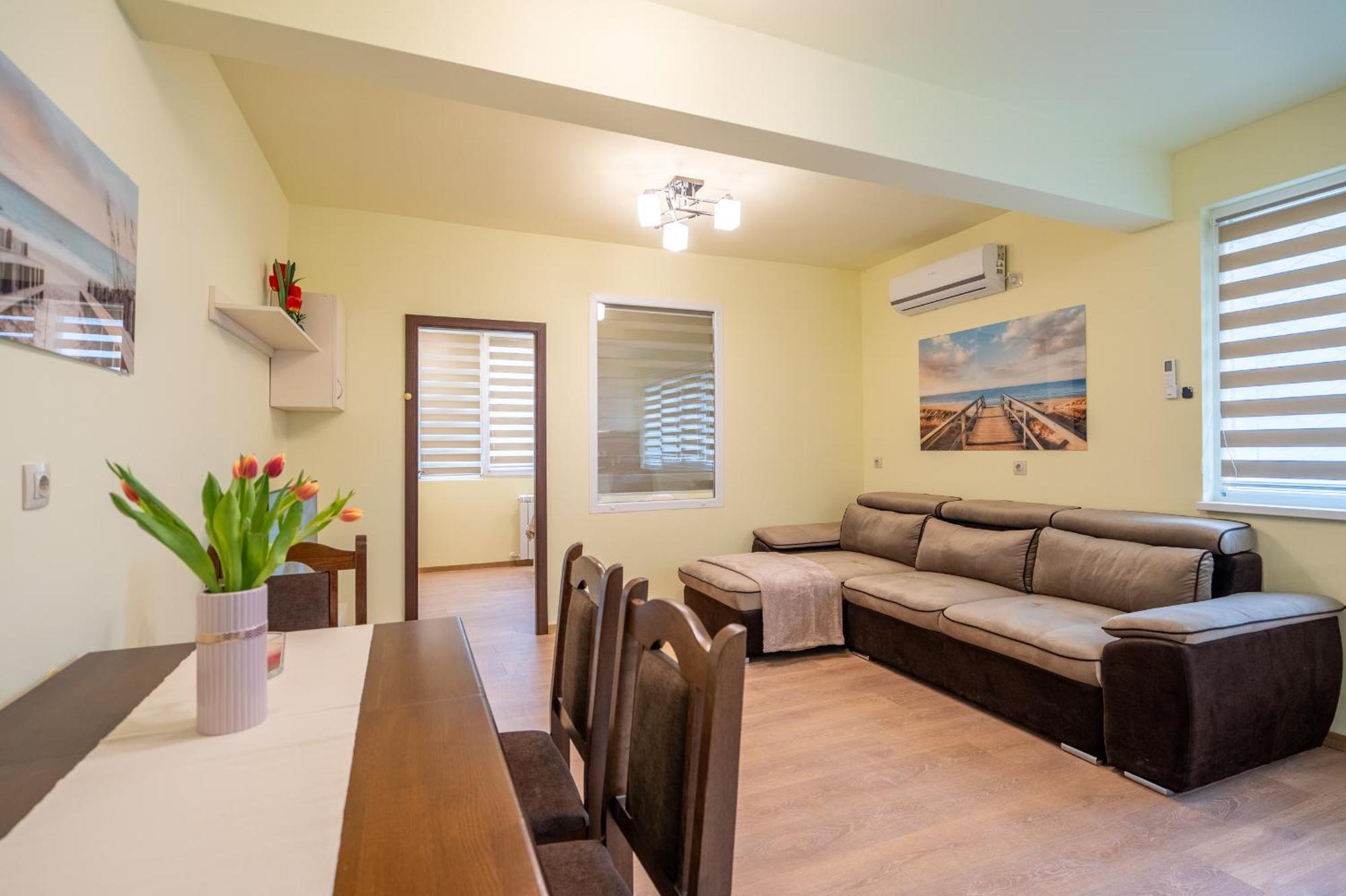Top Location Central New & Spacious 3 Bdr Apt Medical Academy Sofia Eksteriør billede
