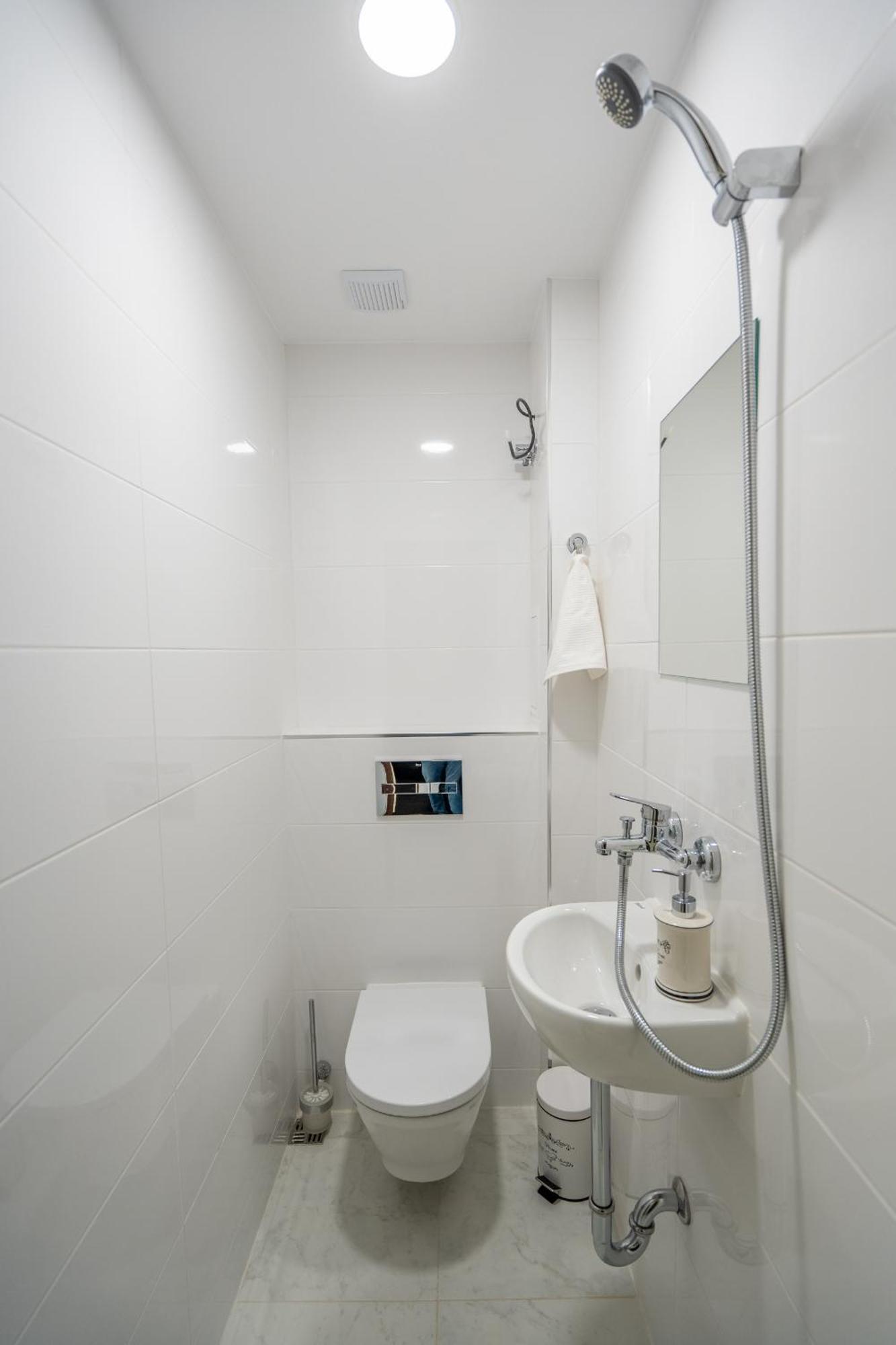 Top Location Central New & Spacious 3 Bdr Apt Medical Academy Sofia Eksteriør billede
