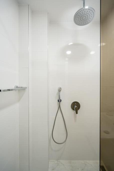 Top Location Central New & Spacious 3 Bdr Apt Medical Academy Sofia Eksteriør billede